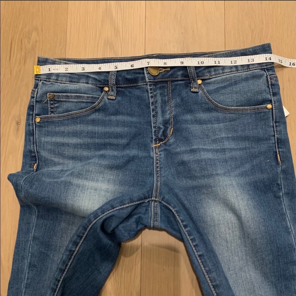 Articles of Society Carly Crop Skinny Jeans Blue - Picture 13 of 16